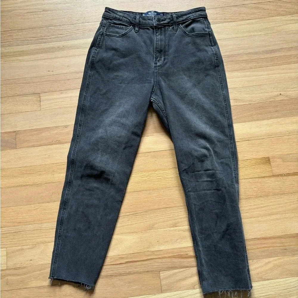 Hollister Black Denim High Rise Mom Jeans size 26